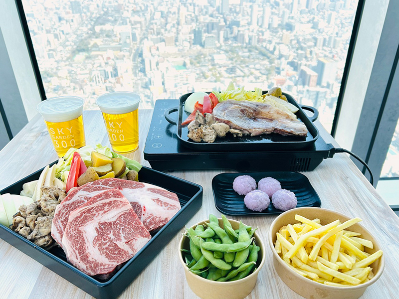地上300mの屋上庭園で楽しむ「春爛漫絶景さくらBBQ」4月20日(日)まで開催中